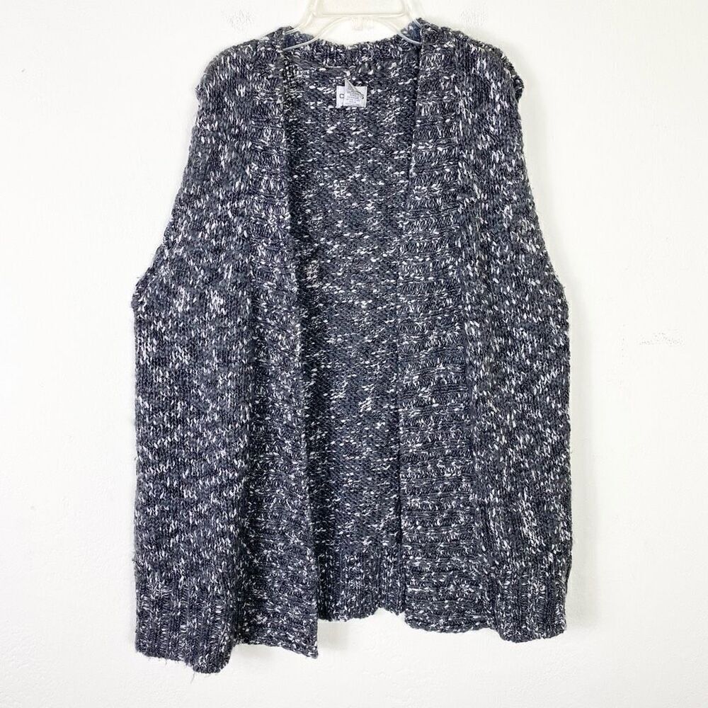 Chico’s Grey Metallic Knit Open Face Sleeveless Cardigan Sweater Size 16